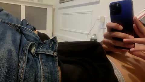 babyboii42o online show from October 31, 10:43 pm