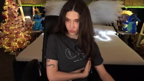 Sasha online show from January 7, 8:25 pm