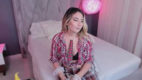 babyfoxxx_ online show from December 4, 8:52 pm
