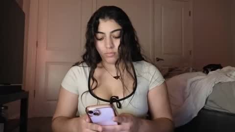 Snapshot of babygotbackends chatting on January 24, 8:13 am BabyGotBackends online show from January 24, 8:13 am