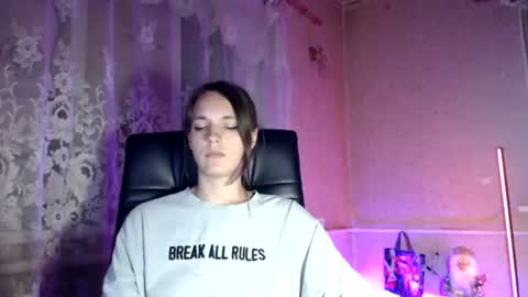 Sonya online show from June 25, 7:52 pm