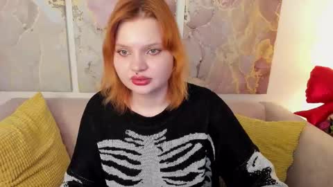 babyyulli online show from February 26, 8:39 am