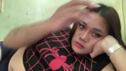 AMARA - FOLLOW ME AND THUMBS UP online show from March 24, 11:33 pm