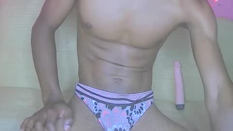 badaddo910342 online show from December 20, 10:00 am