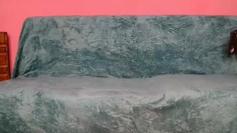 badaddo910342 online show from May 11, 2:56 pm