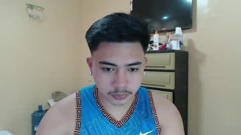 HANNS online show from December 11, 5:43 am