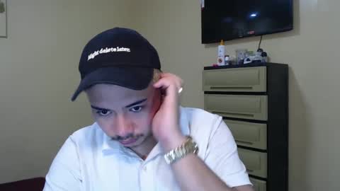 HANNS online show from January 1, 11:51 pm