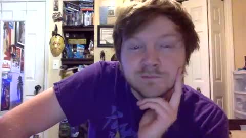 Snapshot of badboyboogie78 chatting on September 17, 7:34 am Hylian97 online show from September 17, 7:34 am