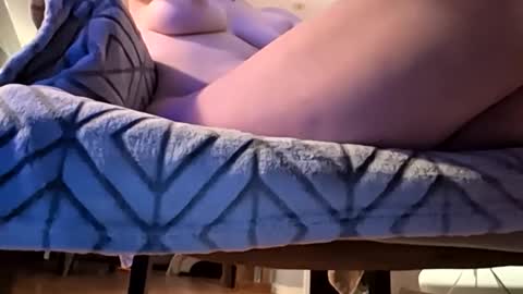 badgirlsclub1029 online show from November 27, 5:37 am