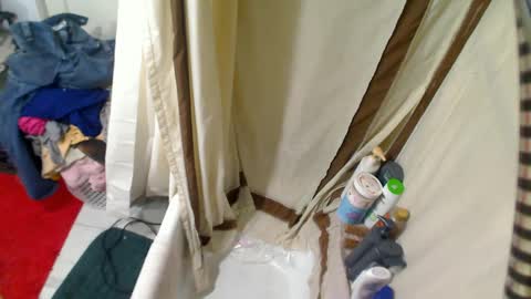 StillPoPimpin online show from December 18, 8:20 am