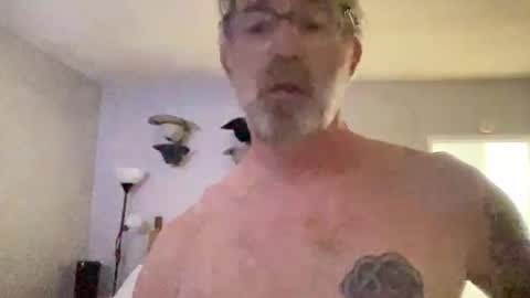 bananas318 online show from March 8, 8:51 am