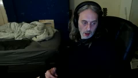 bangintoleather online show from May 8, 2:39 am