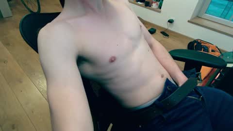 Snapshot of banzal chatting on February 25, 3:09 pm banzak online show from February 25, 3:09 pm