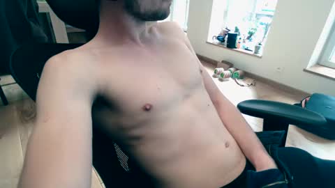 Snapshot of banzal chatting on December 12, 1:39 pm banzak online show from December 12, 1:39 pm