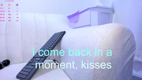  independet model online show from February 12, 8:16 am