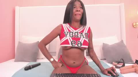 Nicolle  online show from July 19, 3:09 am