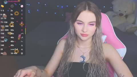 Eva online show from March 22, 11:53 pm