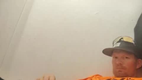 barniemay1 online show from June 2, 2:24 am
