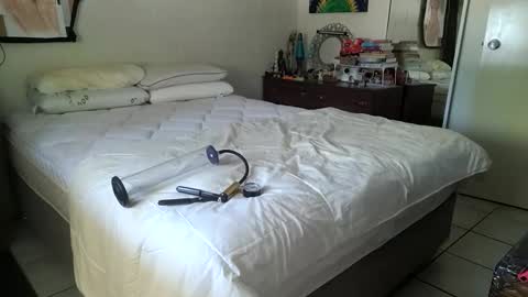 barrablazer76 online show from October 2, 3:27 am