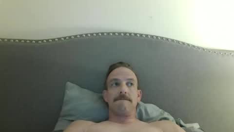 babtboy2121 online show from April 22, 1:46 am