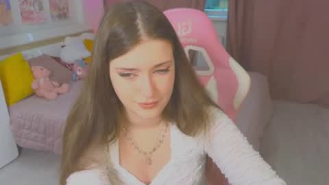 Jessica online show from July 4, 7:45 am