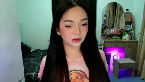 Angel online show from May 5, 10:26 pm