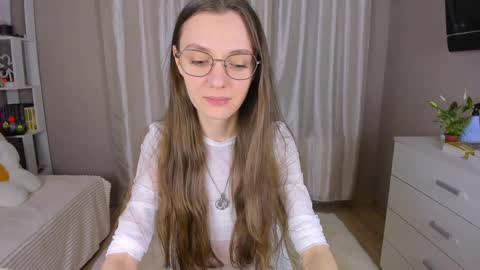 Snapshot of bb_lourels_ chatting on February 2, 4:32 pm Lourel  I will be here on  and   online show from February 2, 4:32 pm