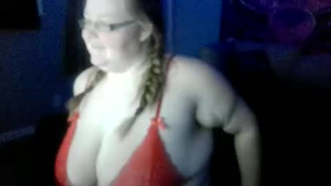 bbwgamergirl93 online show from October 22, 3:21 am