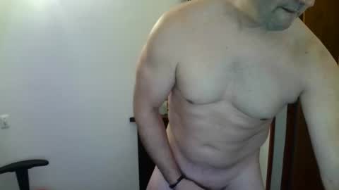 Snapshot of bcndan chatting on December 3, 5:49 pm bcndan online show from December 3, 5:49 pm