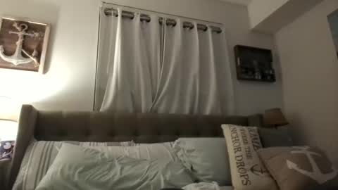 Emma online show from October 15, 8:26 am