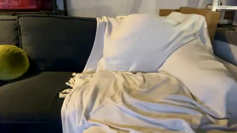 BeachyMILF online show from September 18, 5:17 pm