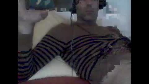 Snapshot of bear14250949 chatting on October 7, 9:27 am bear14250949 online show from October 7, 9:27 am