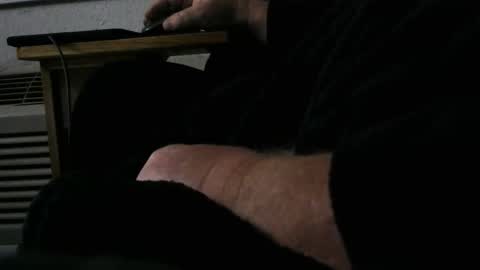 bear4146 online show from February 21, 1:58 pm