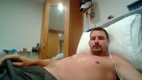 bearboudior online show from May 12, 2:37 pm