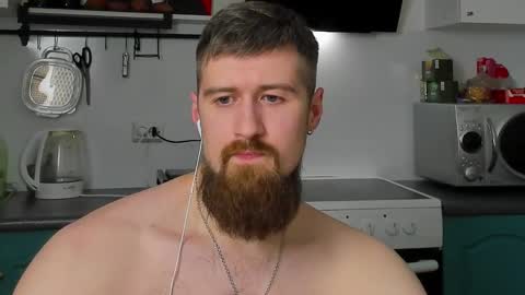 Snapshot of bearded_legend chatting on March 12, 11:12 pm Zeus online show from March 12, 11:12 pm