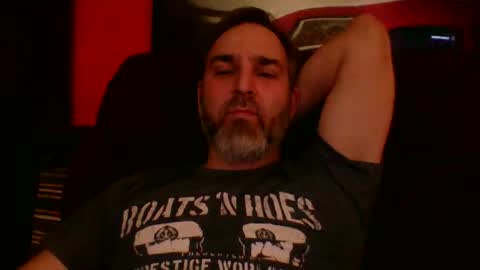 beardedambition online show from November 28, 4:53 am