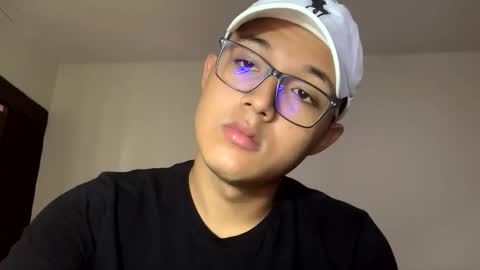 milub online show from March 12, 4:44 pm