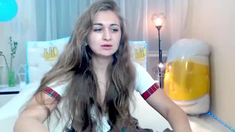 beataangel online show from October 5, 8:45 am