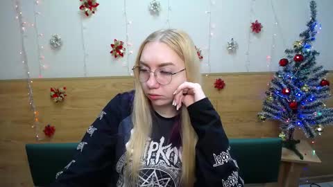 Snapshot of beatriceflyy chatting on January 20, 6:10 am BeatriceFlyy online show from January 20, 6:10 am