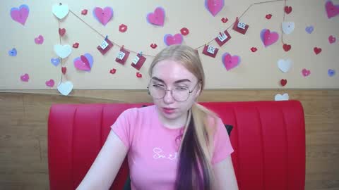 Snapshot of beatriceflyy chatting on March 1, 2:23 pm BeatriceFlyy online show from March 1, 2:23 pm