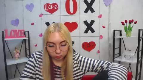 Snapshot of beatriceflyy chatting on March 5, 4:24 pm BeatriceFlyy online show from March 5, 4:24 pm