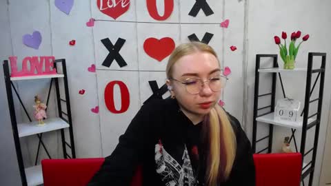 Snapshot of beatriceflyy chatting on March 10, 6:38 am BeatriceFlyy online show from March 10, 6:38 am