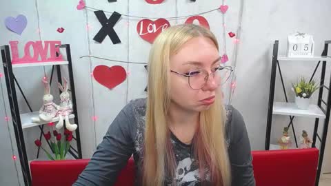 Snapshot of beatriceflyy chatting on October 5, 12:02 pm BeatriceFlyy online show from October 5, 12:02 pm