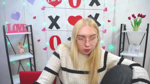 Snapshot of beatriceflyy chatting on February 19, 9:17 am BeatriceFlyy online show from February 19, 9:17 am