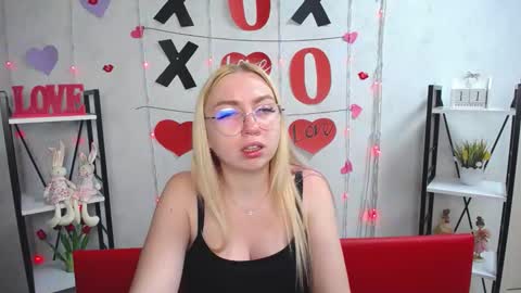 Snapshot of beatriceflyy chatting on September 11, 4:30 pm BeatriceFlyy online show from September 11, 4:30 pm