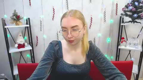 Snapshot of beatriceflyy chatting on January 8, 9:10 am BeatriceFlyy online show from January 8, 9:10 am