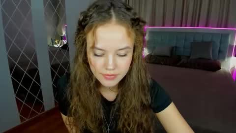 BeatriceWild online show from October 8, 11:38 am