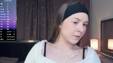 Beatrix or Triss3 online show from October 7, 5:25 am