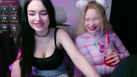 beaty_lilith online show from February 3, 5:28 pm