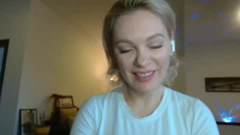 Snapshot of beautifulkollettee chatting on January 8, 11:32 am Beautifulkollette online show from January 8, 11:32 am